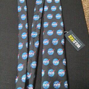 Wild Ties Nasa Tie XL